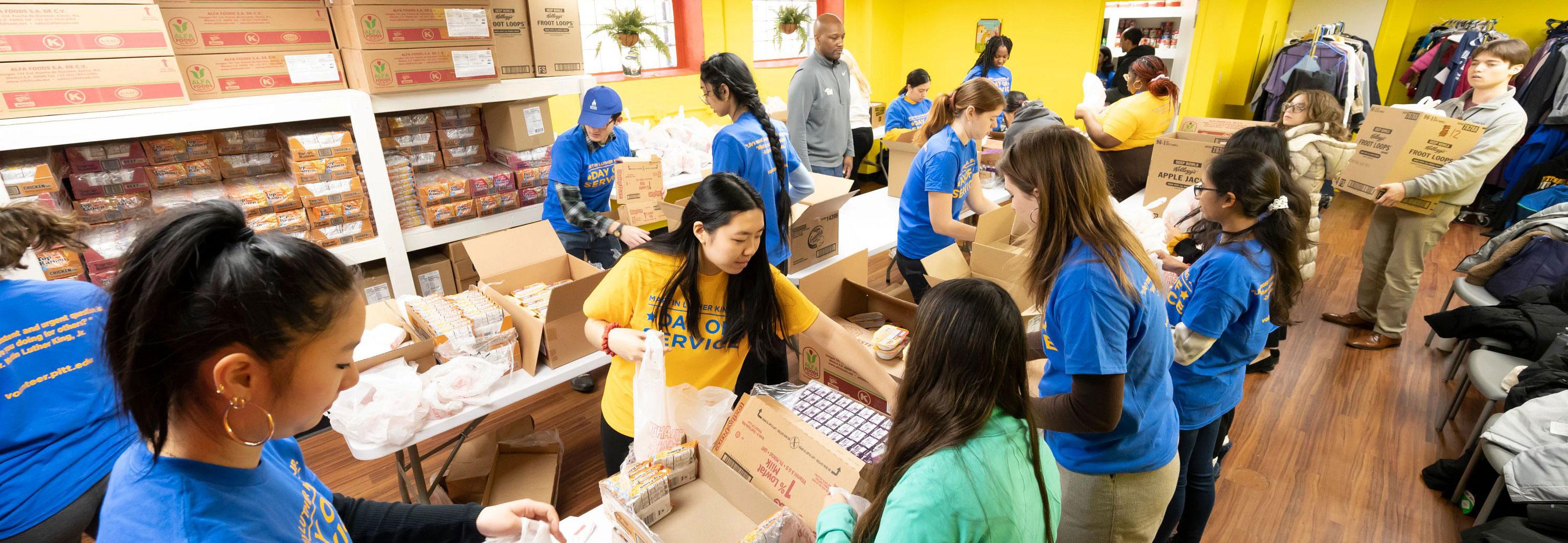 MLK Day Volunteers