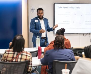 coworking and business day presentation at the cec in homewood